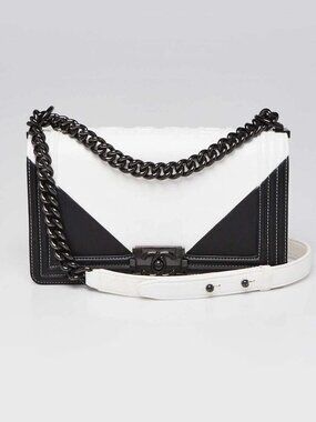 Chanel Black/White Quilted Calfskin Leather Geometric Medium Boy Bag